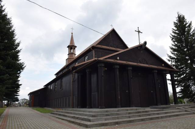 Oleksin - kościół św. św. Aleksego, Benedykta i Jadwigi