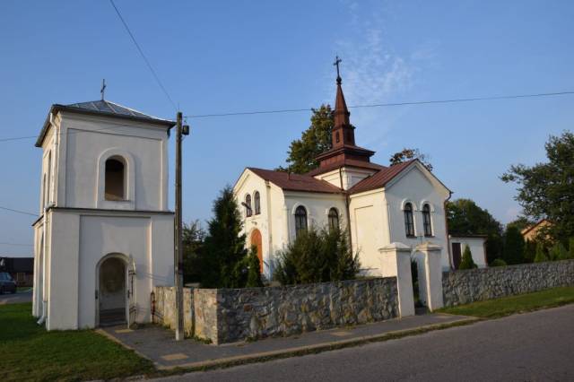 Łysów - kościół MB Różańcowej